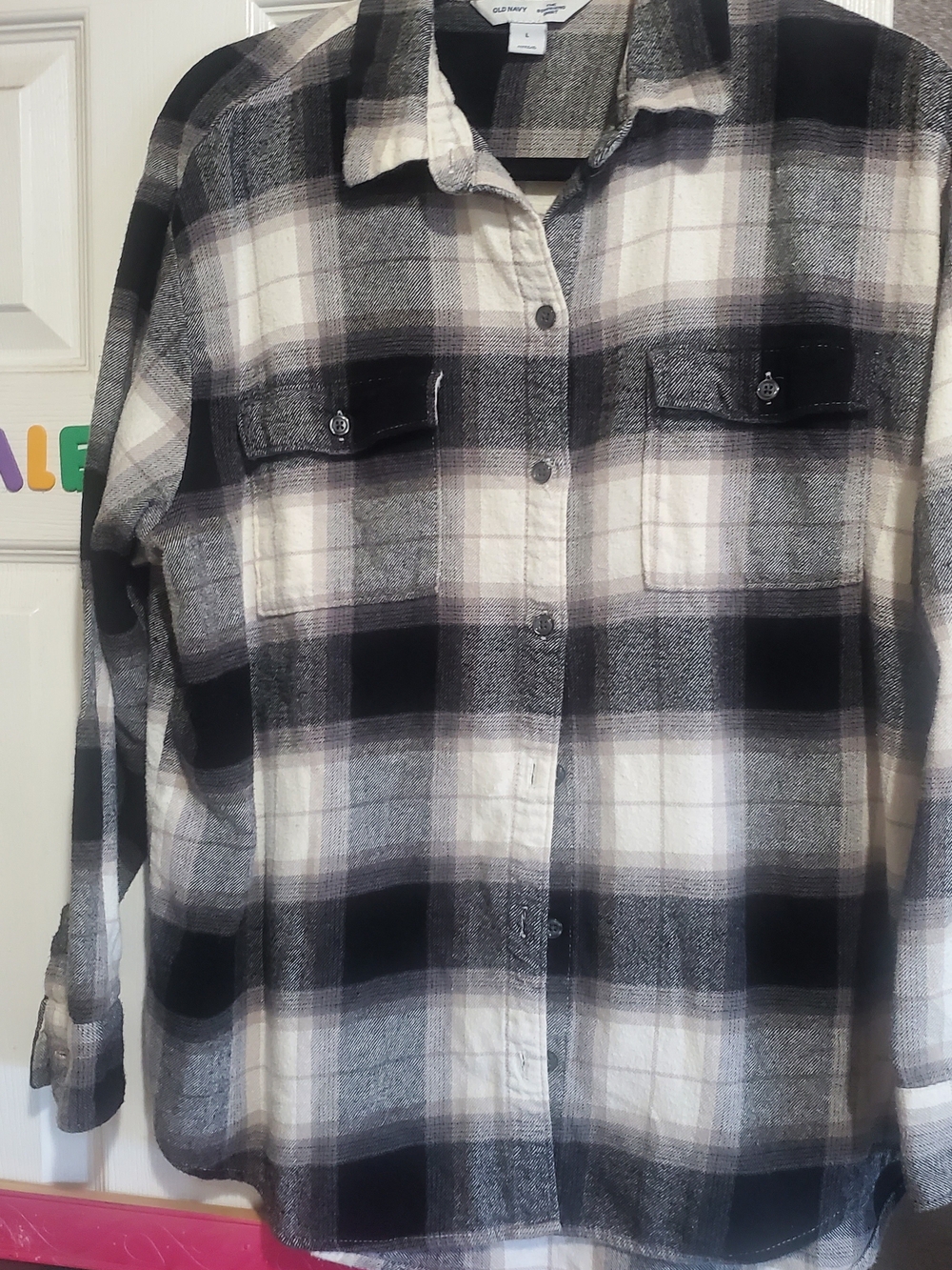 Old Navy Men's Black & White Plaid Flannel Button-Down Shirt